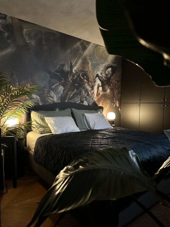 Skyline Elegance With Free Parking Bratislava Exterior foto