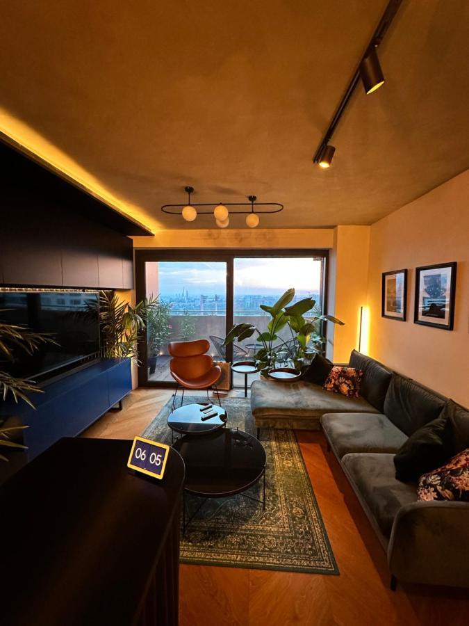 Skyline Elegance With Free Parking Bratislava Exterior foto